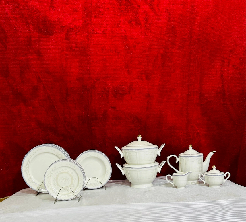 Luxury White Dinner Set with Golden Detailing