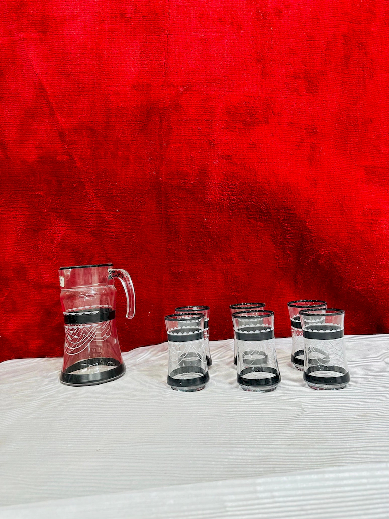 Luxury Black Rim Glass Jug Set – 7 Pcs Water & Juice Serving Set