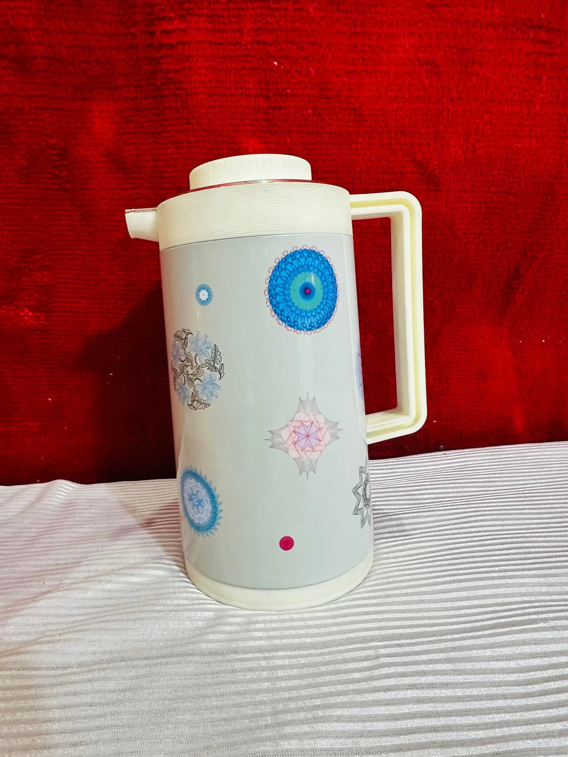 Thermos Flasks – Stylish Hot & Cold Beverage Jugs