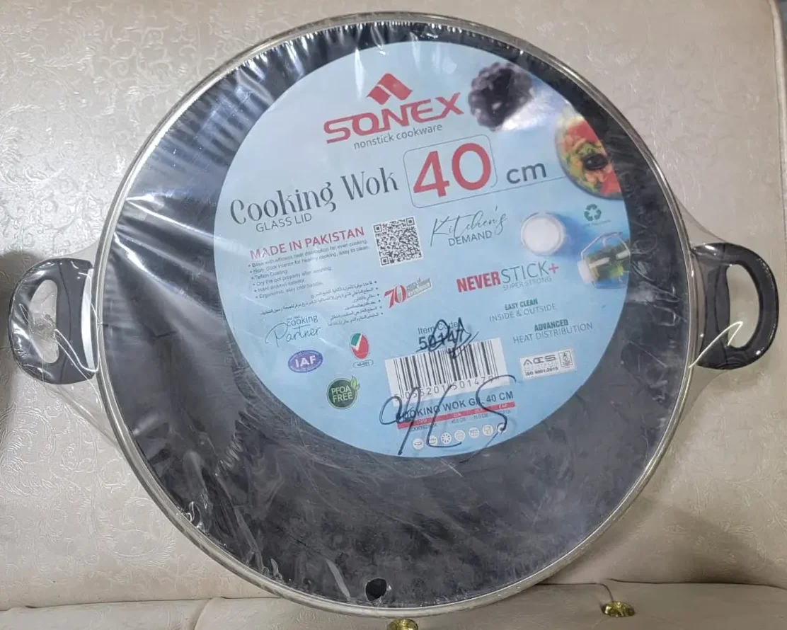 Extra-Large Non-Stick Cooking Wok – 40 cm